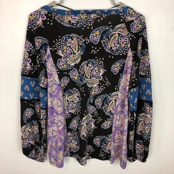 Style & Co NWOT Women’s Small Multi Color Print Split-Neck Top - Picture 2 of 9